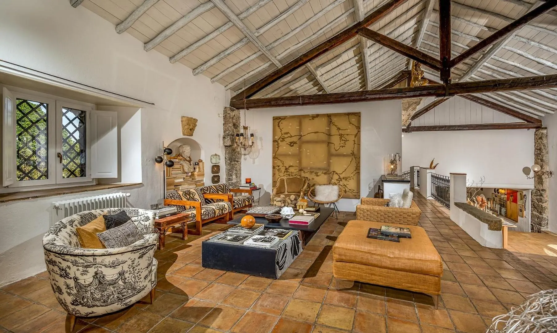 Linera 10, Emma Villas Santa Venerina